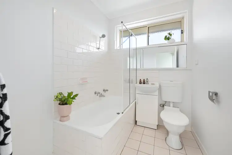 Fifth view of Homely apartment listing, 8/38 Woolton Avenue, Thornbury VIC 3071
