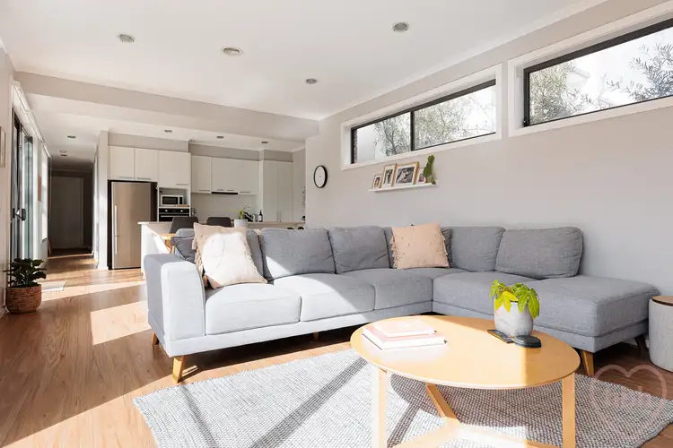 31 Dobikin Street, Crace ACT 2911