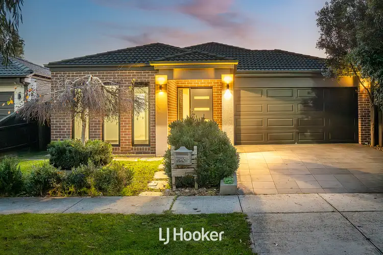 76 Glenelg Street, Clyde North VIC 3978