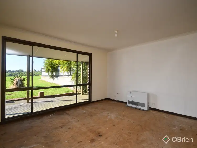Fifth view of Homely house listing, 4 Bredt Street, Bairnsdale VIC 3875