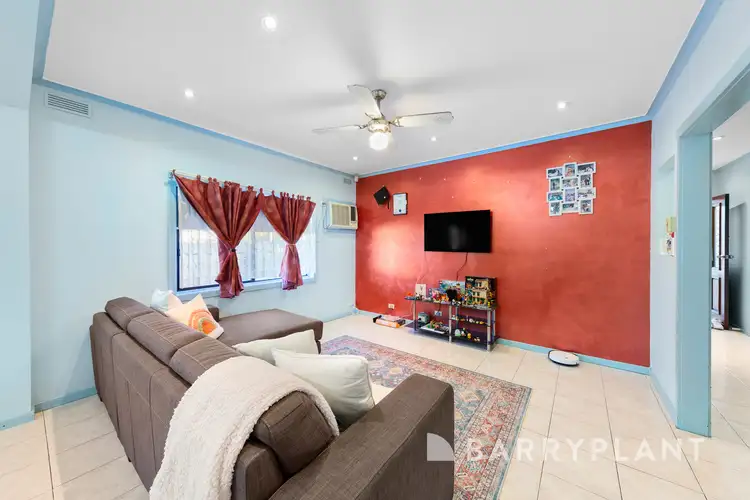Fourth view of Homely unit listing, 1/62 Leonard Avenue, St Albans VIC 3021