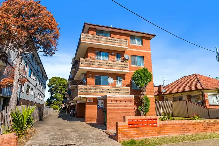 7/81 Harris Street, Fairfield NSW 2165