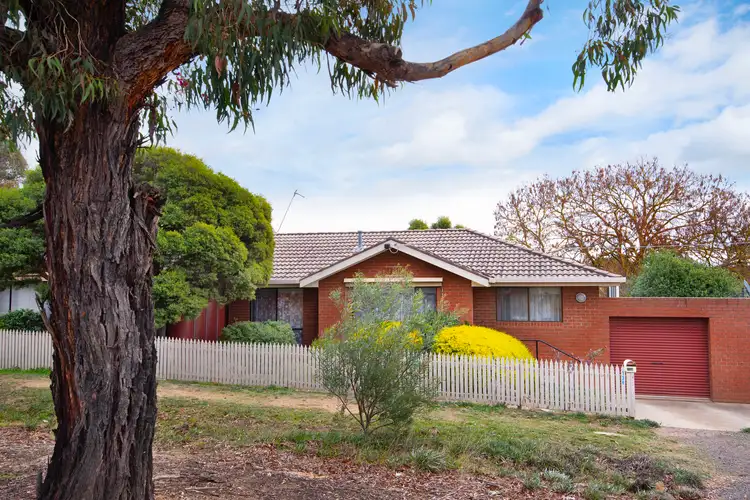 2/139 Hargraves Street, Castlemaine VIC 3450