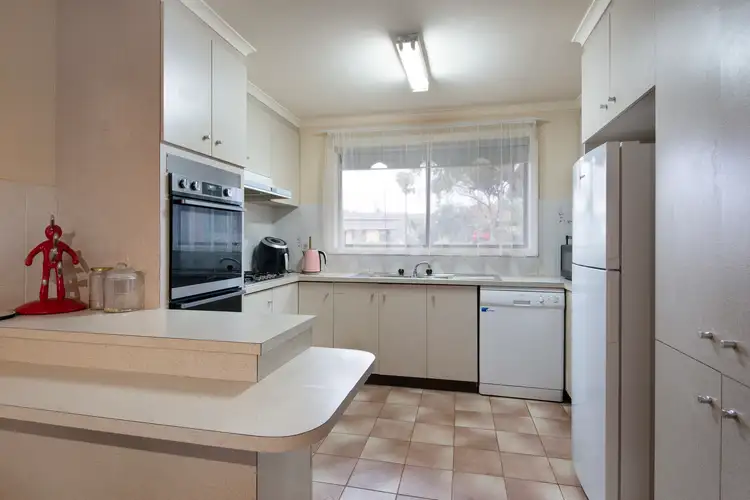 Sixth view of Homely house listing, 2/139 Hargraves Street, Castlemaine VIC 3450