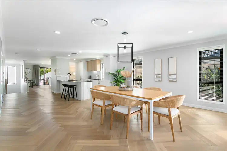 128 Easthill Drive, Robina QLD 4226