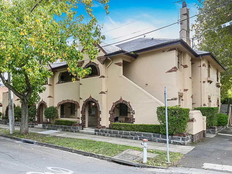 1/6 Broadway, Elwood VIC 3184