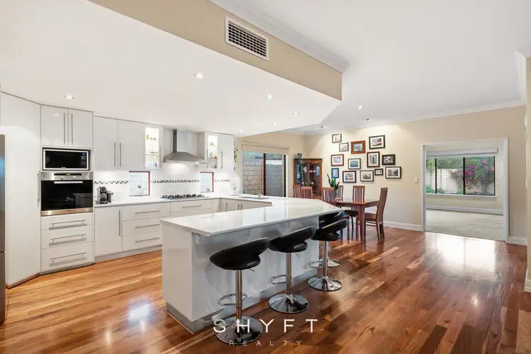 Sixth view of Homely house listing, 10 Barletta Place, Mindarie WA 6030