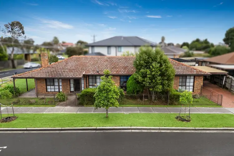 1 Roach Drive, Altona Meadows VIC 3028