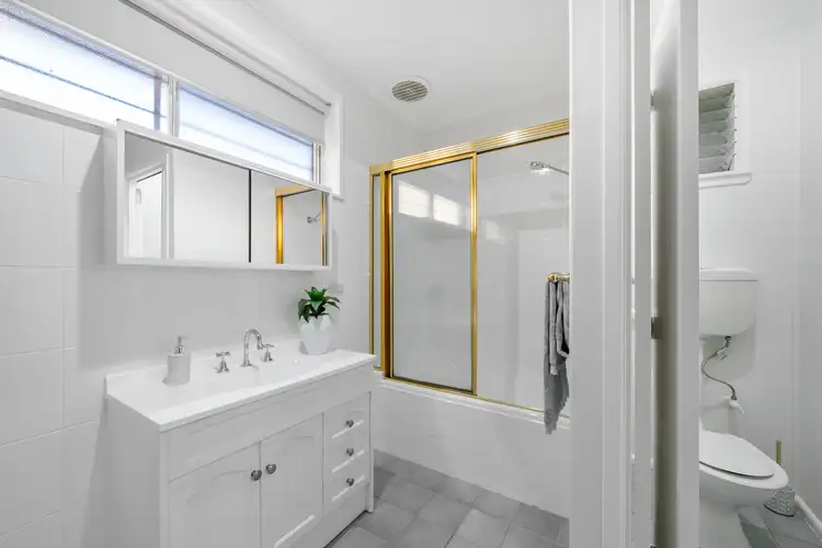 Fifth view of Homely unit listing, 1/137 Crookston Road, Reservoir VIC 3073