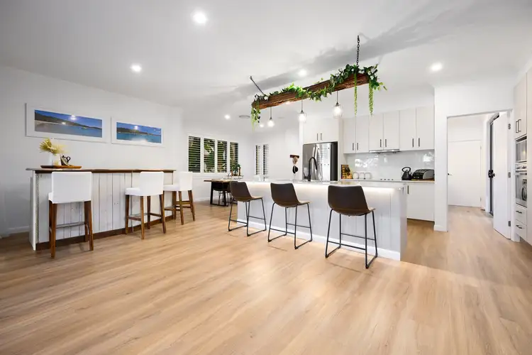Sixth view of Homely house listing, 16 Chip In Place, Helensvale QLD 4212