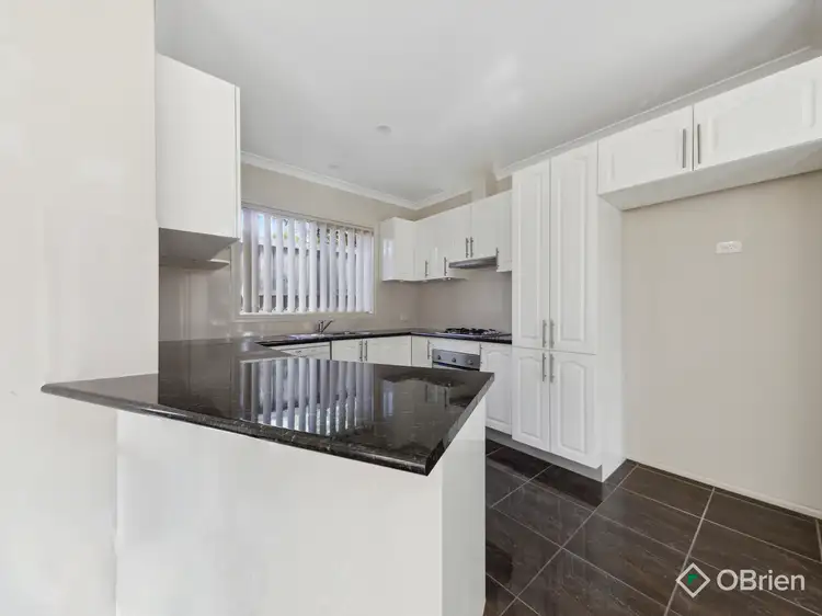 Fifth view of Homely unit listing, 4/4 Lima Place, Pakenham VIC 3810
