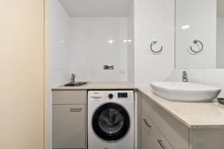 Fifth view of Homely unit listing, 2/141 Dornoch Terrace, Highgate Hill QLD 4101