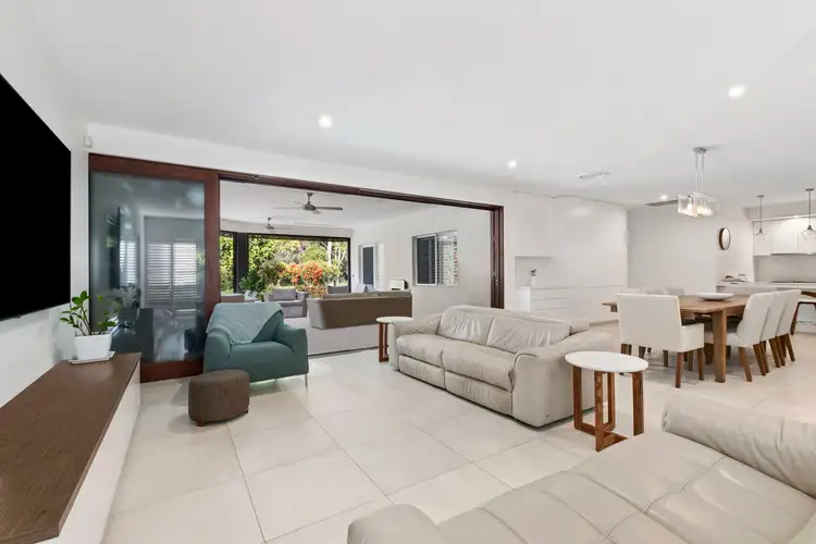 Second view of Homely house listing, 25 Saratoga Drive, Mountain Creek QLD 4557