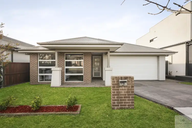 7 Walker Street, Oran Park NSW 2570