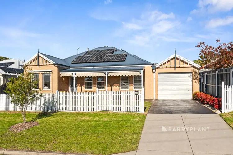 9 Elrona Court, Pakenham VIC 3810