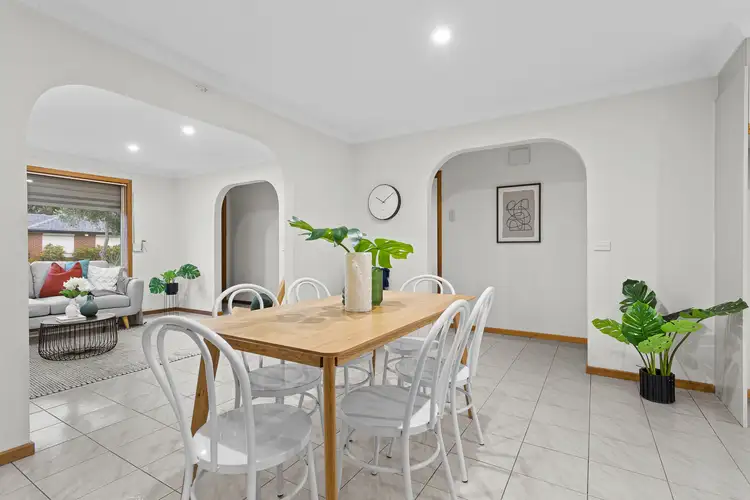 Fifth view of Homely unit listing, 1/20 Langvale Court, Mill Park VIC 3082