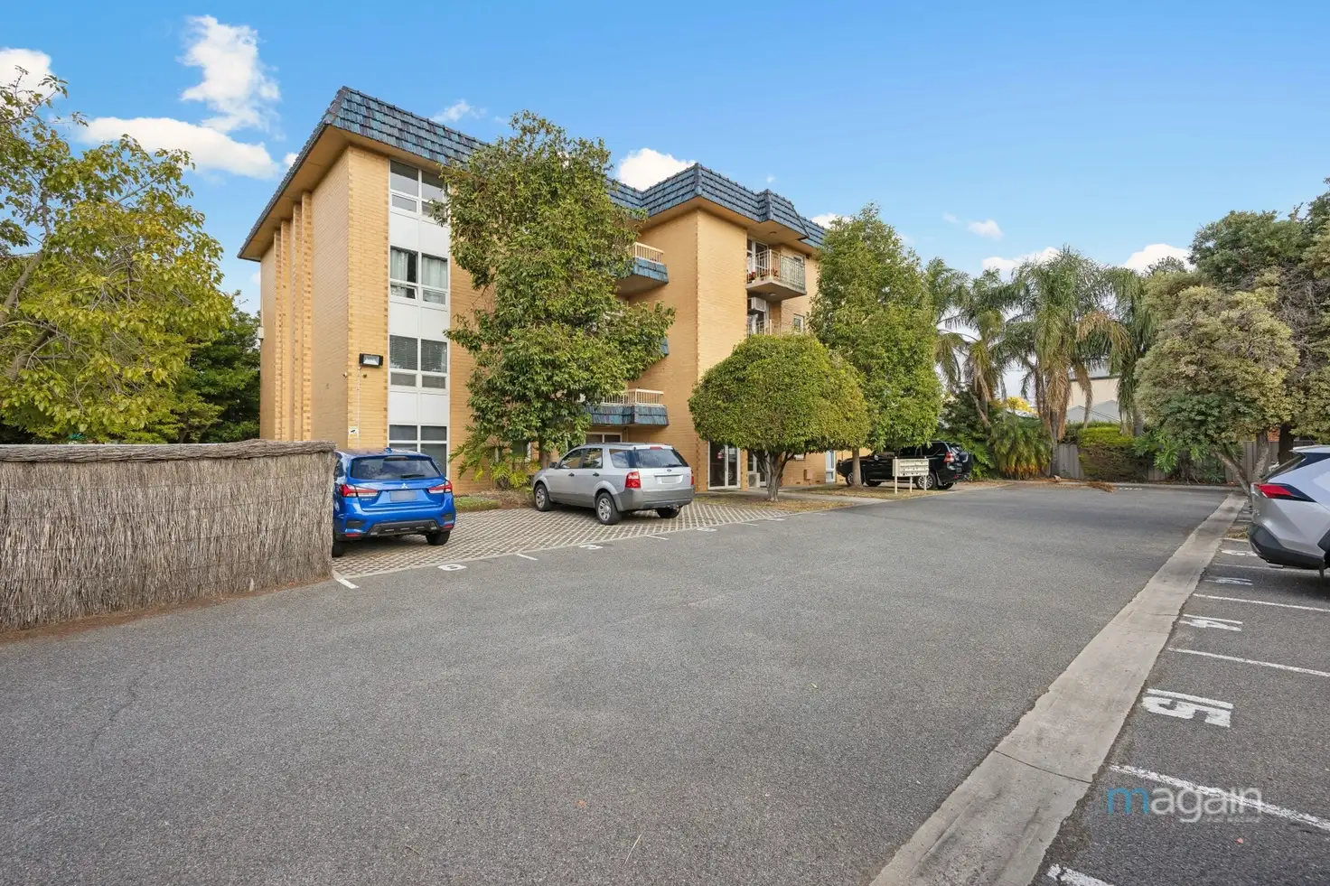 Main view of Homely unit listing, 18/15 Byron Street, Glenelg SA 5045