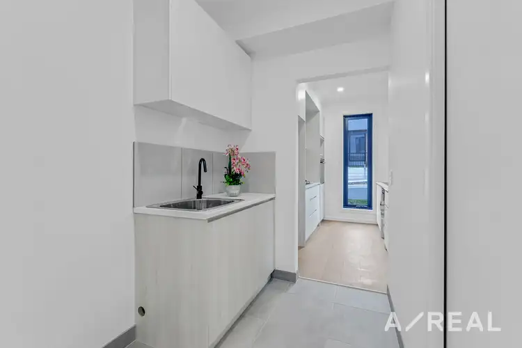 Sixth view of Homely house listing, 14 Annette Court, Endeavour Hills VIC 3802