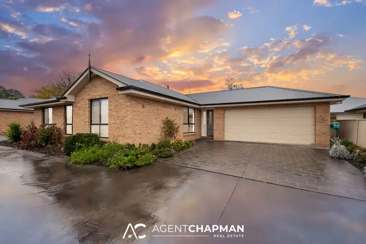 Main view of Homely villa listing, 2/66A Rocket Street, Bathurst NSW 2795