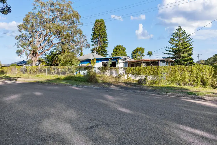 Sixth view of Homely house listing, 2 Vales Road, Mannering Park NSW 2259