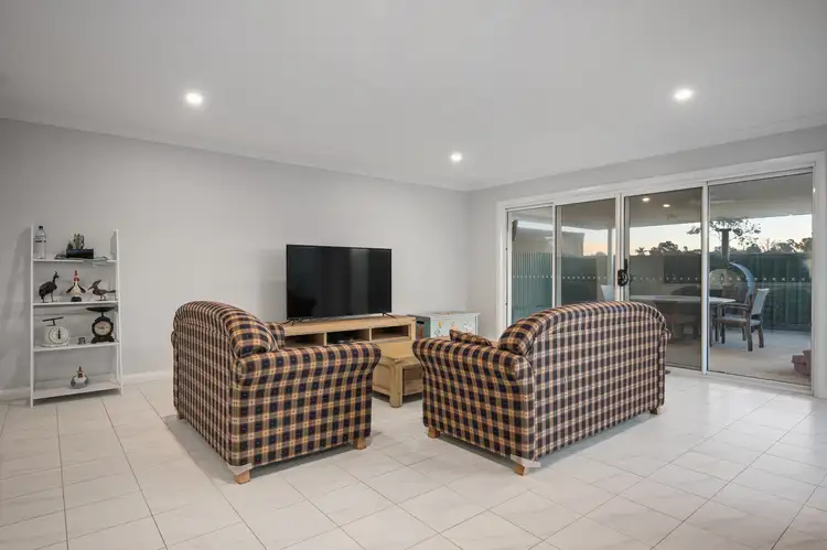 Sixth view of Homely house listing, 5 Maunayne Court, Rutherglen VIC 3685