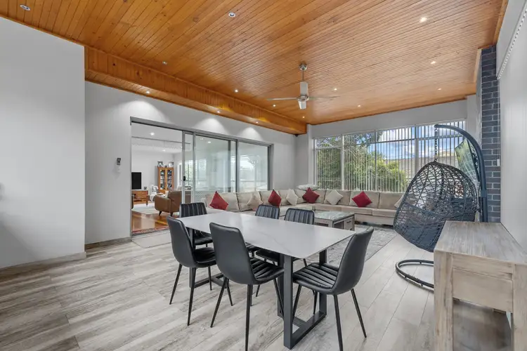 Sixth view of Homely house listing, 31 Loeman Street, Strathmore VIC 3041