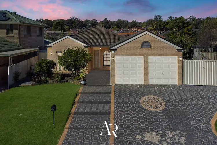 3 Thisbe Place, Rosemeadow NSW 2560