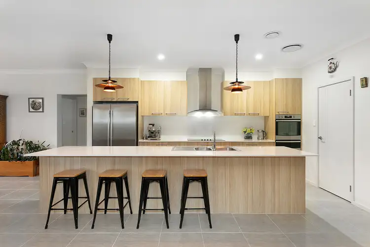 Second view of Homely house listing, 7 Dray Close, Wadalba NSW 2259