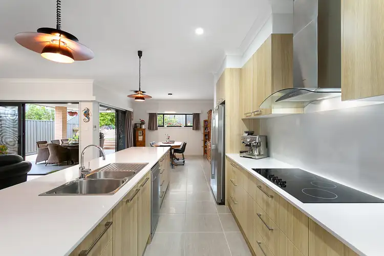 Fifth view of Homely house listing, 7 Dray Close, Wadalba NSW 2259