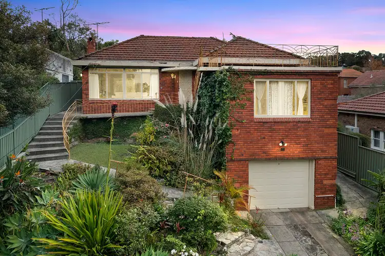 39 Carwar Avenue, Carss Park NSW 2221
