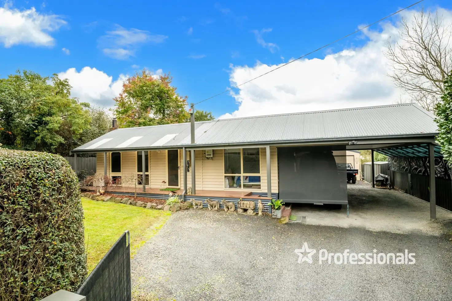 Main view of Homely house listing, 5 Hillview Street, Yarra Junction VIC 3797