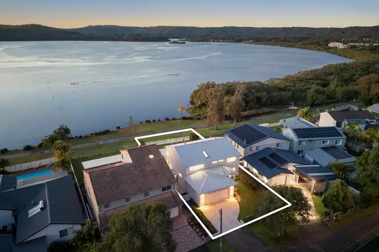 80 Broadwater Drive, Saratoga NSW 2251