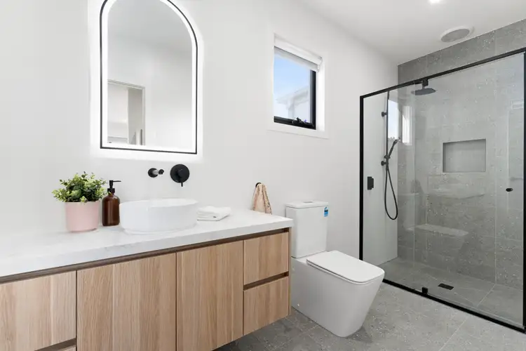 Sixth view of Homely townhouse listing, 33 Reghon Drive, Sunbury VIC 3429