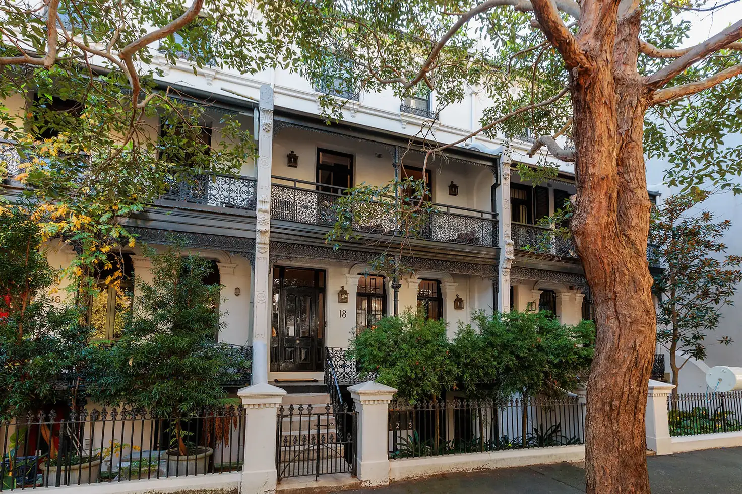 Main view of Homely terrace listing, 18 Rockwall Crescent, Potts Point NSW 2011