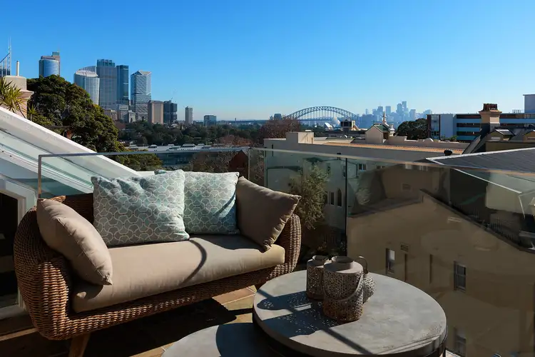 Second view of Homely terrace listing, 18 Rockwall Crescent, Potts Point NSW 2011