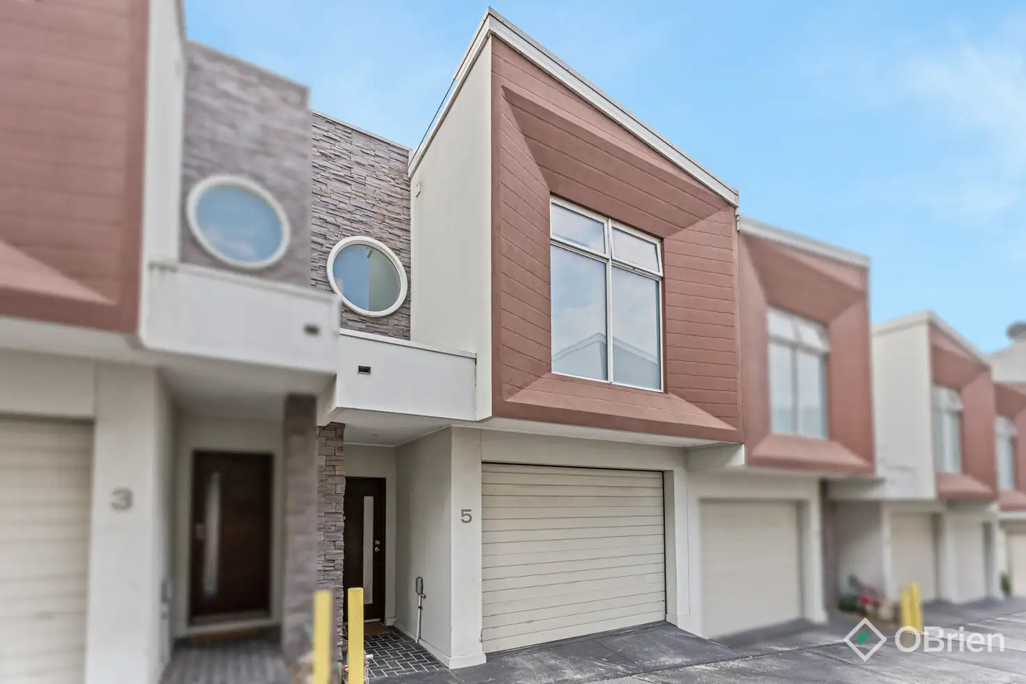 Main view of Homely townhouse listing, 5 Berry Place, Seaford VIC 3198