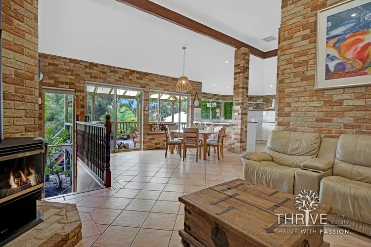 4 Arnold Crescent, Kardinya WA 6163
