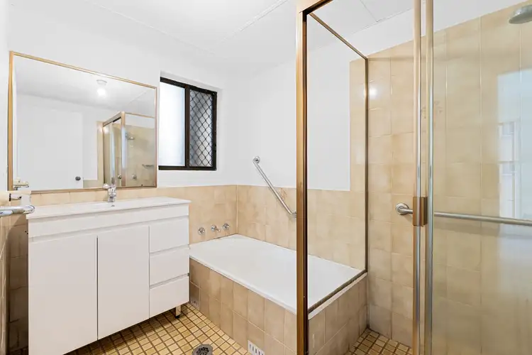 Sixth view of Homely apartment listing, 21/92-96 Glencoe Street, Sutherland NSW 2232