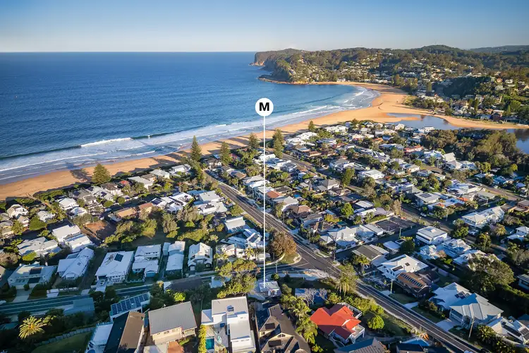 3 Elgata Avenue, North Avoca NSW 2260