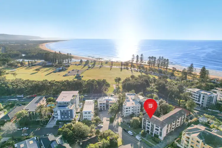 Main view of Homely unit listing, 3/4 Pleasant Avenue, North Wollongong NSW 2500