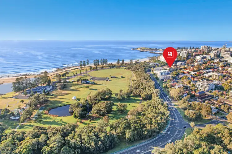 Fifth view of Homely unit listing, 3/4 Pleasant Avenue, North Wollongong NSW 2500