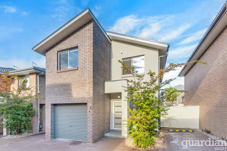 4 Varsha Glade, Woodcroft NSW 2767