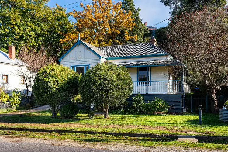 49 Gingell Street, Castlemaine VIC 3450