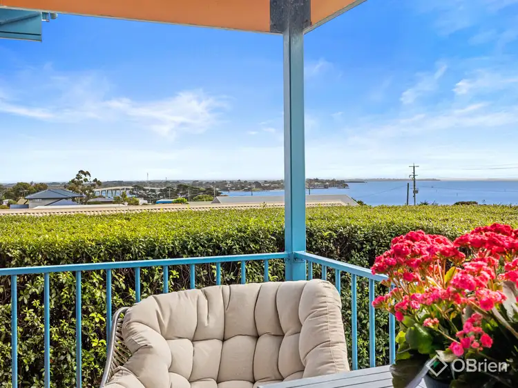 24 Genista Street, San Remo VIC 3925