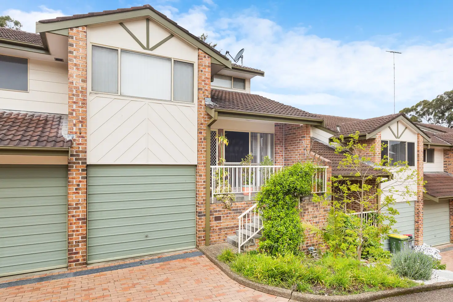 Main view of Homely townhouse listing, 10/162 Karimbla Road, Miranda NSW 2228