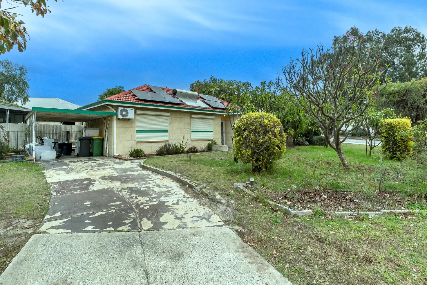 Main view of Homely house listing, 27 Connemara Drive, Thornlie WA 6108