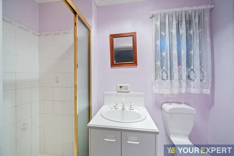 Sixth view of Homely house listing, 8 Delphin Court, Narre Warren VIC 3805