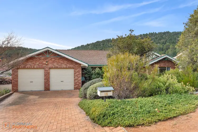 15 Shepherdson Place, Isaacs ACT 2607