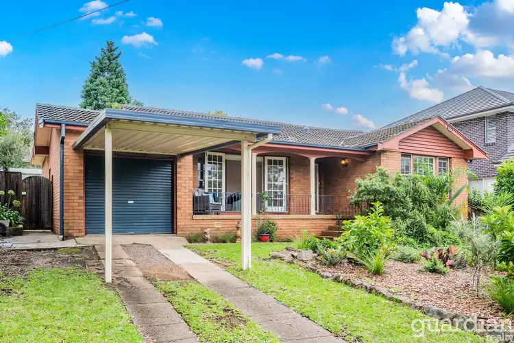 25 Cambewarra Avenue, Castle Hill NSW 2154