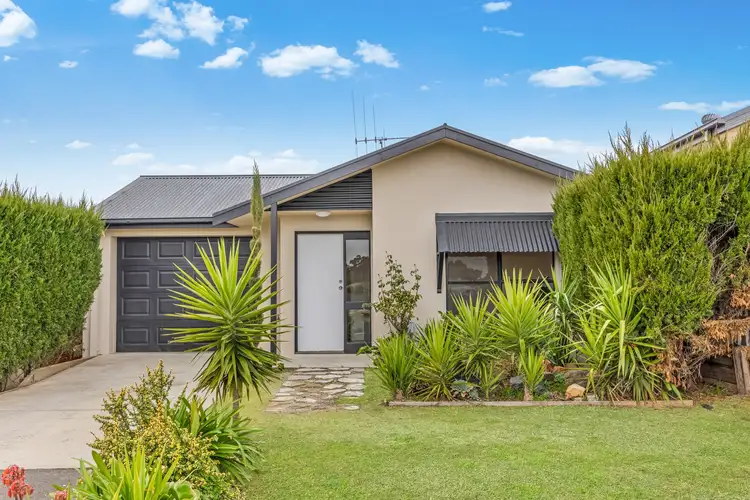 29 Youlden Street, California Gully VIC 3556